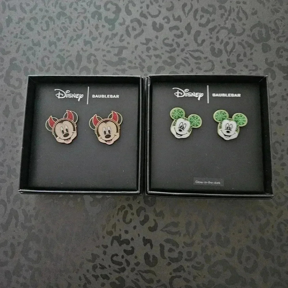 Halloween clearance bundle of 2 Baubebar x Disney earrings- NWT